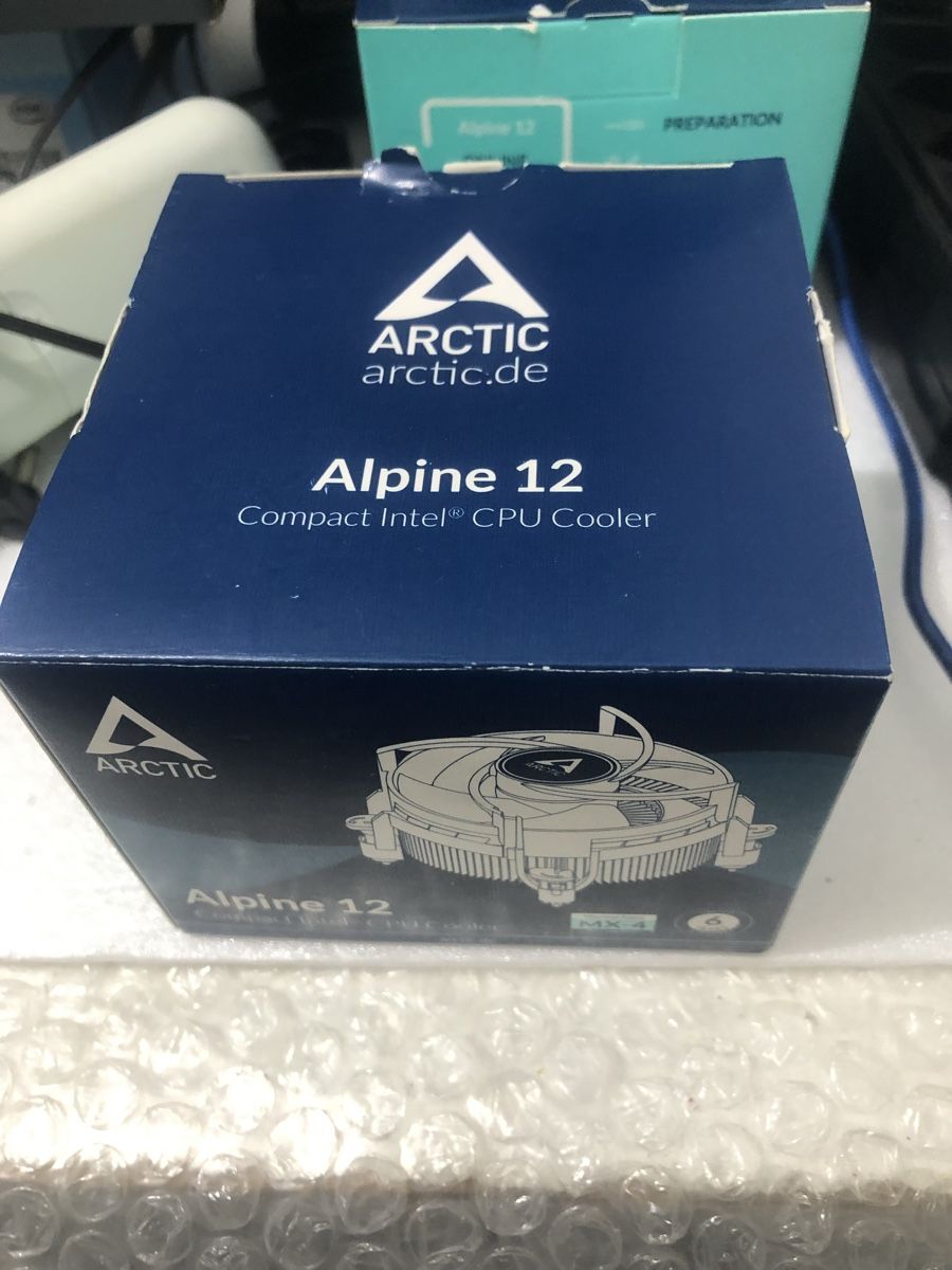 Intel Ventilatori: Arctic Alpine 12 Refroidisseur CPU Intel Compact Neuf! – Nuovo (secondo la descrizione) da Biel-Bienne venduto da alos07