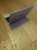 Ordinateur portable MacBook 2017 12 pouces argenté bon état