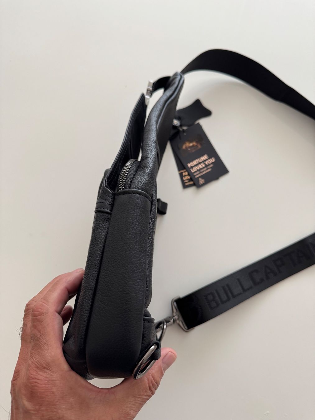 Taschen: BULLCAPTAIN Mode Herren Leder Brusttaschen – Neu und originalverpackt aus Frauenfeld von iphone6 4
