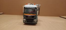 HERPA. MAN TGX 4X2. TRANSPORT FRIDERICI.  1:87. CH.