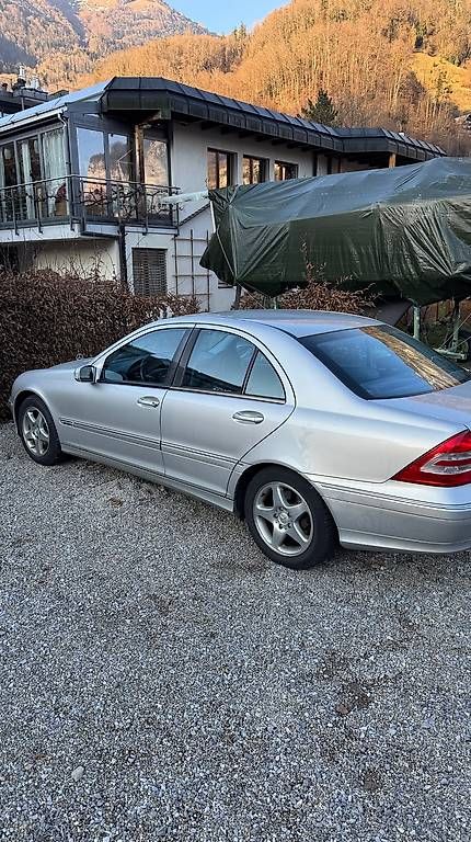 Mercedes-Benz Automobili: Mercedes C 320 Avantgarde Automatic – Usato da Rapperswil SG venduto da Chlepfchrieger 2
