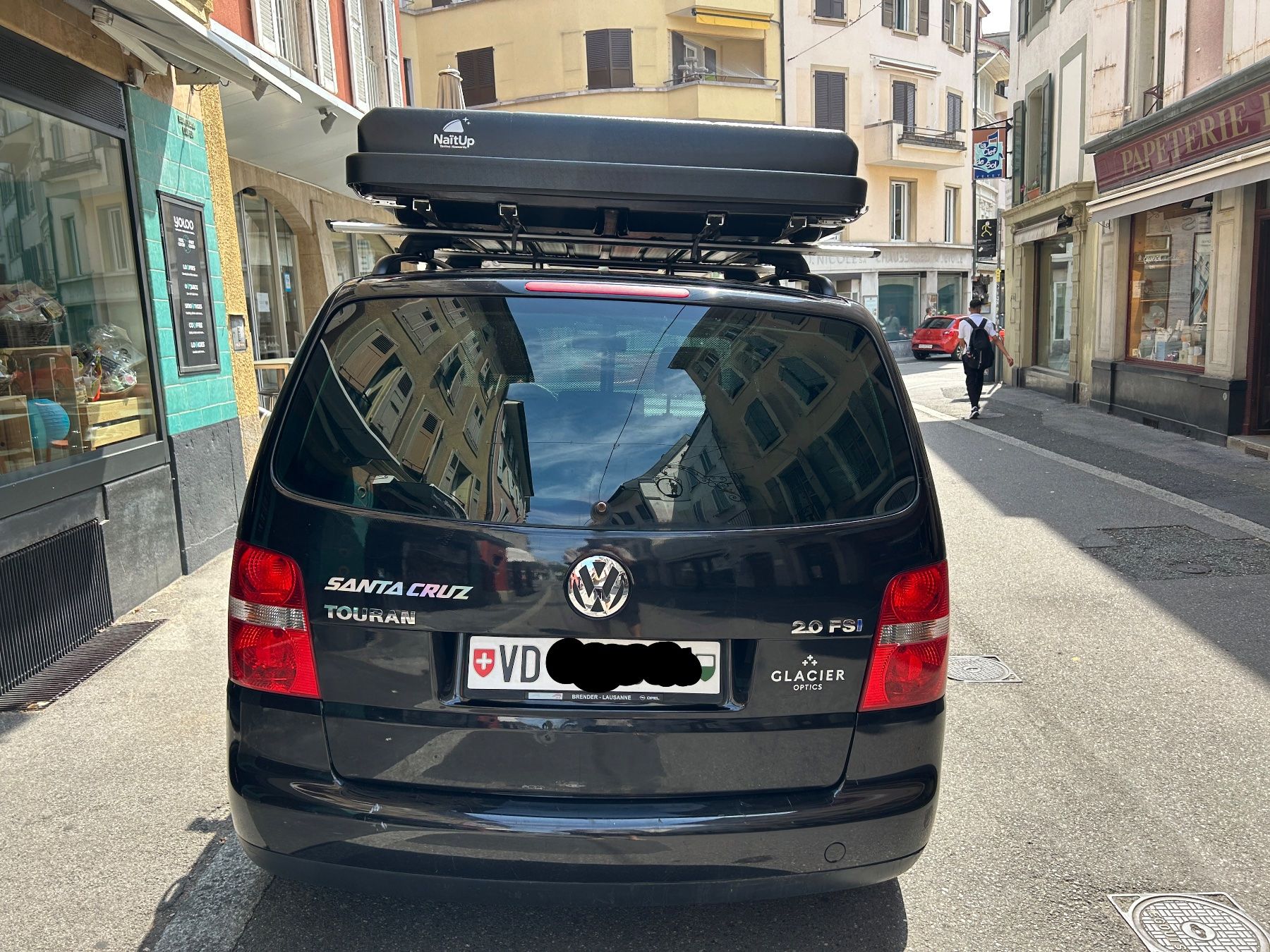 VW Automobili: VW TOURAN 2.0 FSI Trendline – Usato da Vevey venduto da Alexamiguet 4