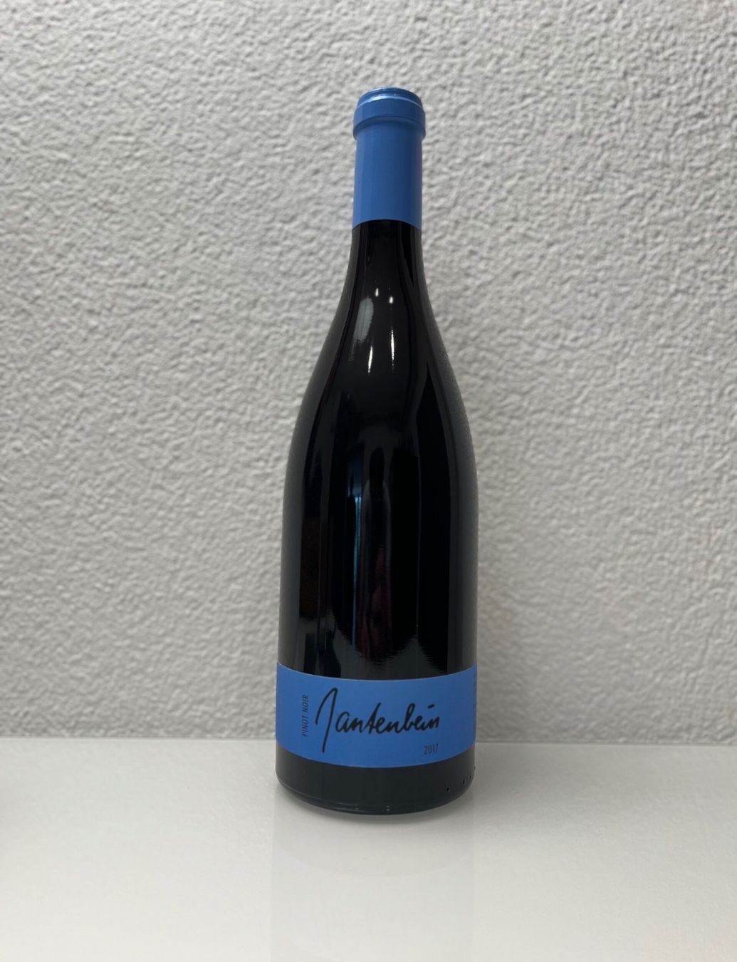 Vino: Gantenbein Pinot Noir 2017 – Nuovo e nell'imballaggio originale da Liestal venduto da Rockthat