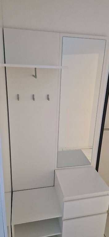 Guardaroba: Garderobe Shark Dekor weiss matt – Usato da Romanshorn venduto da fag_gnd6 4