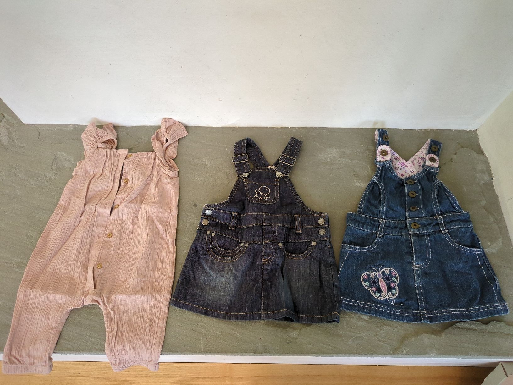 Lotti & Set di vestiti: grosses Kleiderpaket Gr. 68 – Usato da Oberhelfenschwil venduto da Tattar 3