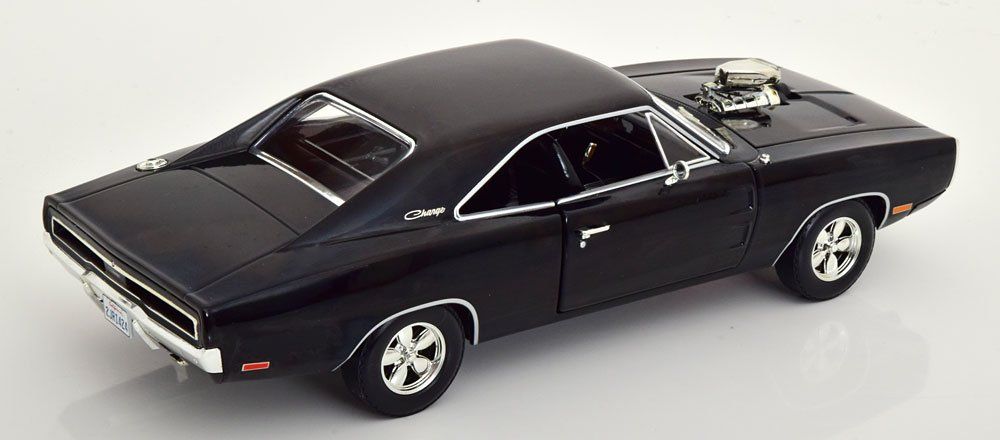 Dodge Modellini d'auto: Dodge Charger 1970 with Blown Engine "Artisan Collection" – Nuovo e nell'imballaggio originale da Gerlafingen venduto da espero88 1