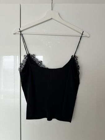 Schwarzes Top mit Spitze, ideal für den Sommer, Gr. XS