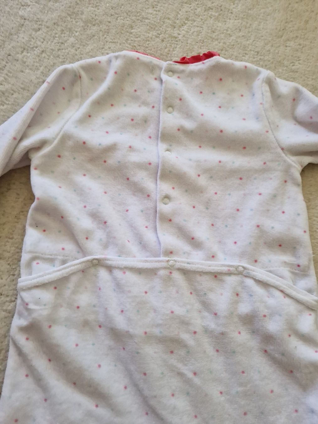 Pyjamas & Ähnliches: Pyjamas  Gr. 67, Strampler, Strampelanzug aus Plüsch – Gebraucht aus Arlesheim von Vera6 4