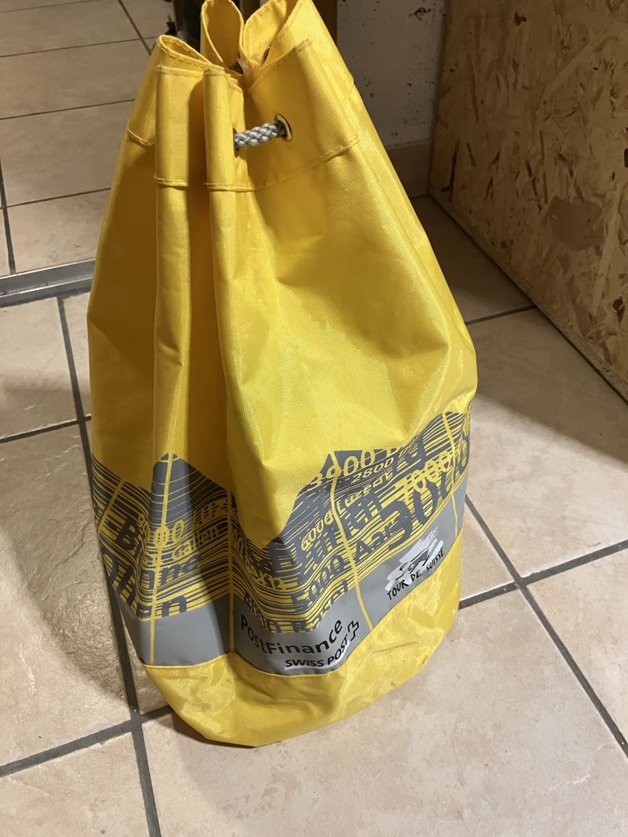 Zaini: Sac à dos collector,  résistant et pratique, – Usato da Bex venduto da man_6gxz 1