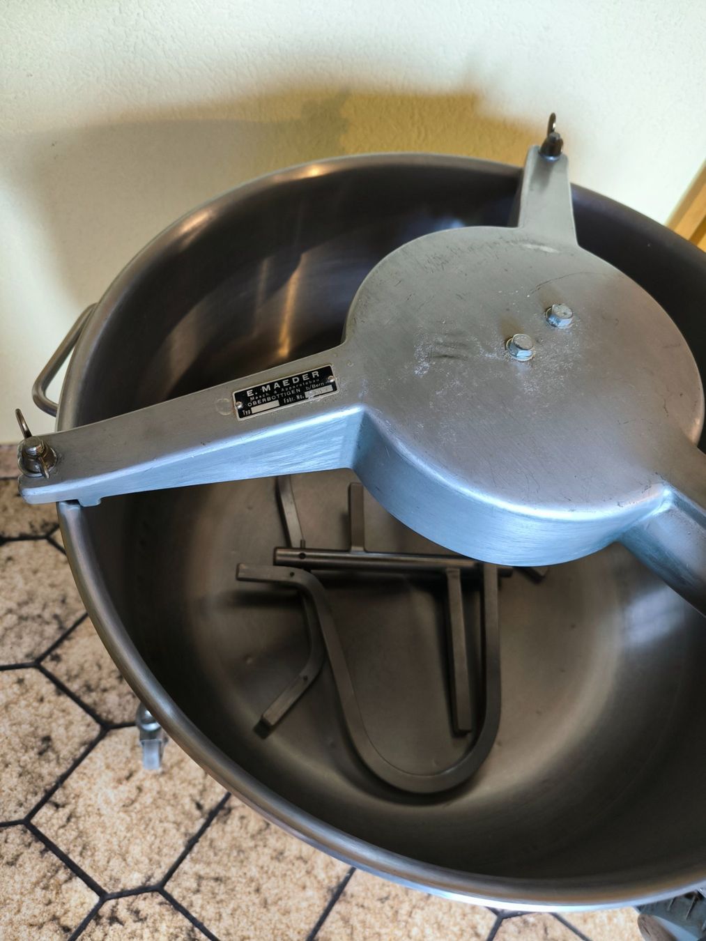 Küchengeräte: Teigknetmaschine – Gebraucht aus Winkel von Marcel750 2