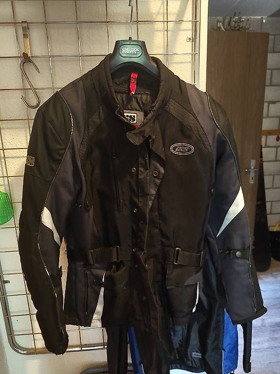 Giacche: IXS Motorradjacke Grösse M – Usato da Roggliswil venduto da peterg93