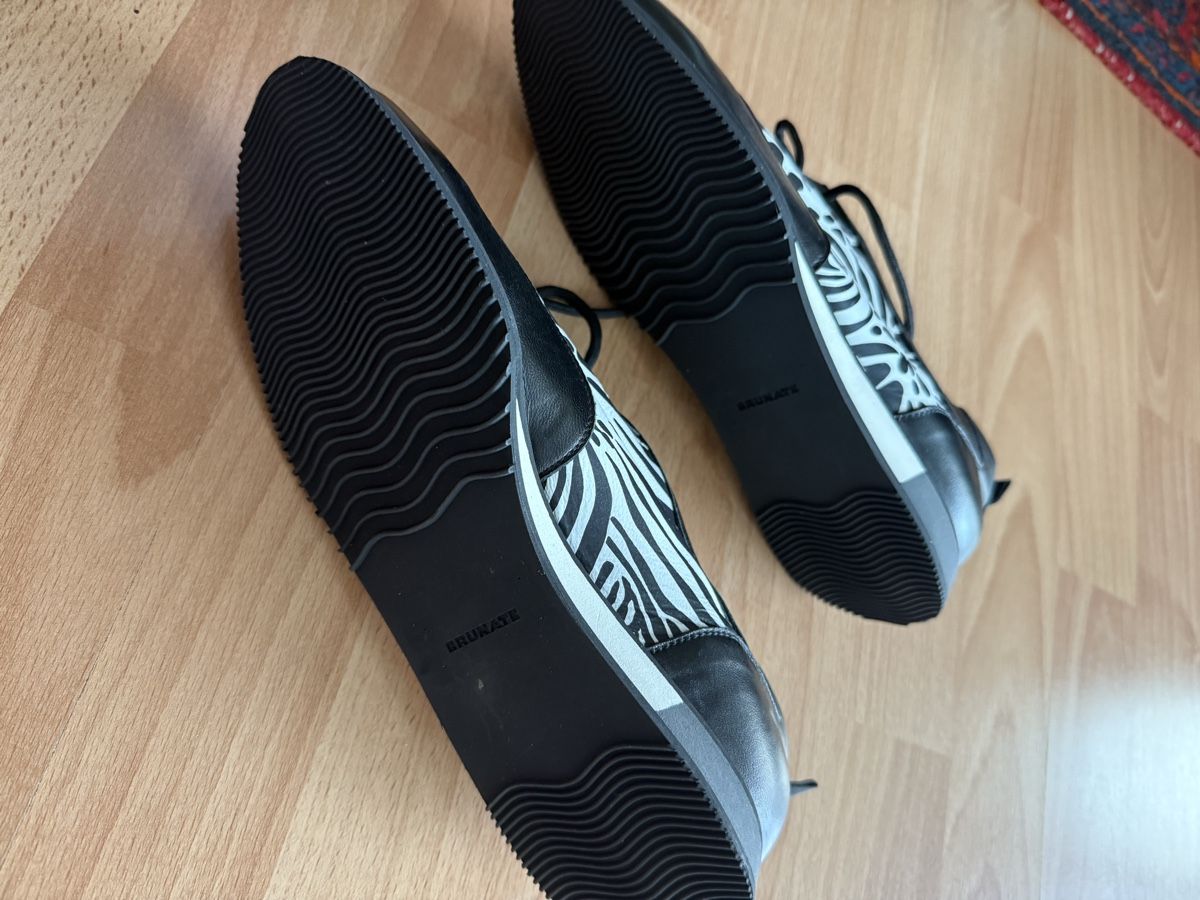 Scarpe da uomo: Brunate-Leather Shoes,Size 39.5 – Nuovo (secondo la descrizione) da Zürich venduto da son_lyv6 3