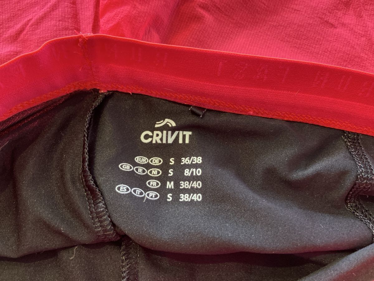 Pantaloni: Sporthose in Gr.S 36/38 – Nuovo (secondo la descrizione) da Arth venduto da ssu_8v2j 1