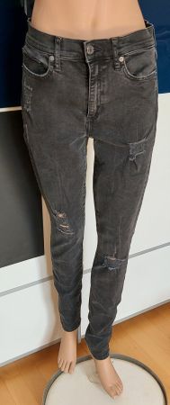 Schwarze Skinny Jeans Gr. 28 von Gap