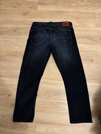 Lee Jeans