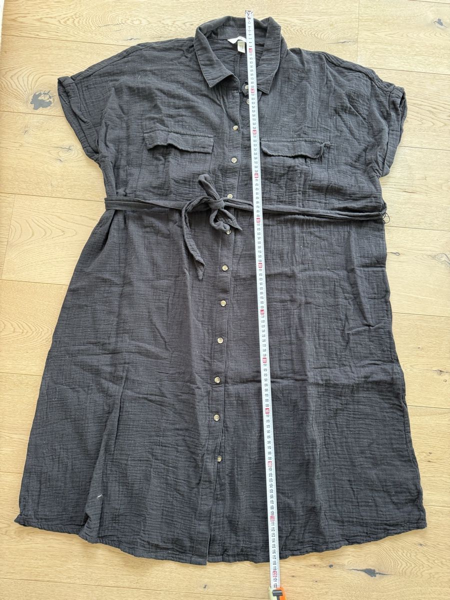 H&M Vestiti: Robe chemise noire en coton XL – Usato da Zürich venduto da Irassa 2