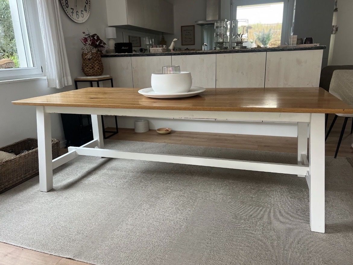 Tavoli: Wooden Table – Usato da Zürich venduto da pie_72bl 1