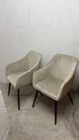 2 moderne Samt-Stühle in Beige / Creme
