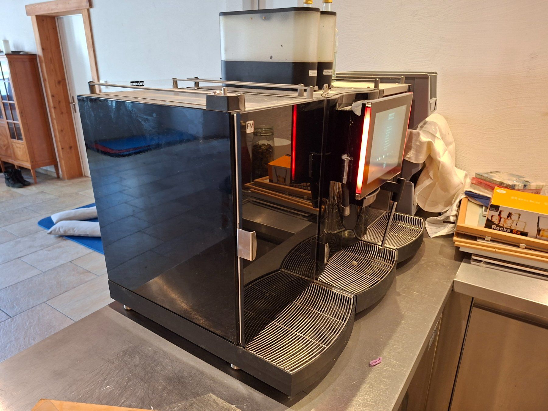 Franke Macchine per caffè & Macchine per espresso: Franke Profi Kaffeemaschine Hotel Gastgewerbe Restaurant – Usato da Bottmingen venduto da mao12