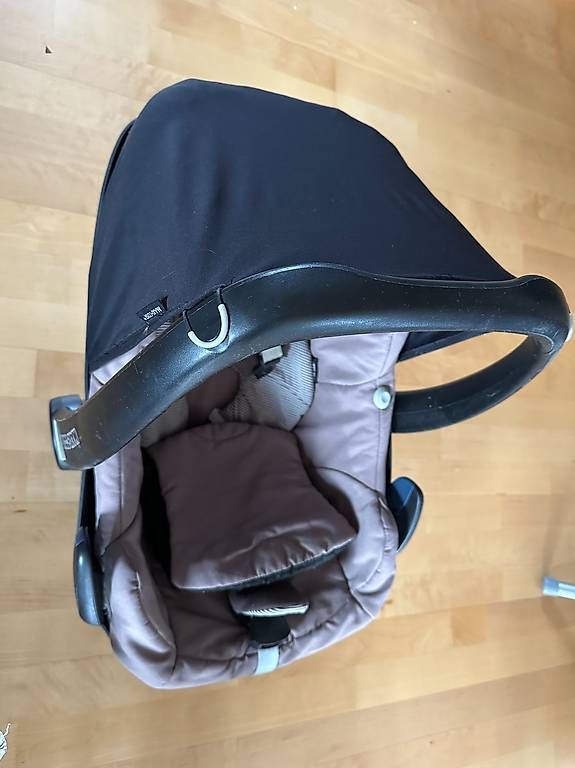 Maxi-Cosi Seggiolini per auto: Maxi Cosi Pebble Babyschale/Babysitz – Usato da Buchs AG venduto da Stunner 2