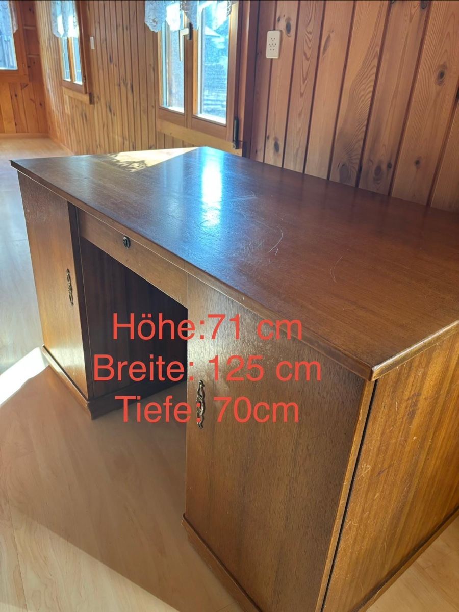 Scrivanie: Schöner Holz Schreibtisch / Pult – Usato da Subingen venduto da sel_gzr9