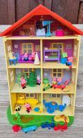 Spielhaus Peppa Wutz mit vielen Figuren und Möbeln