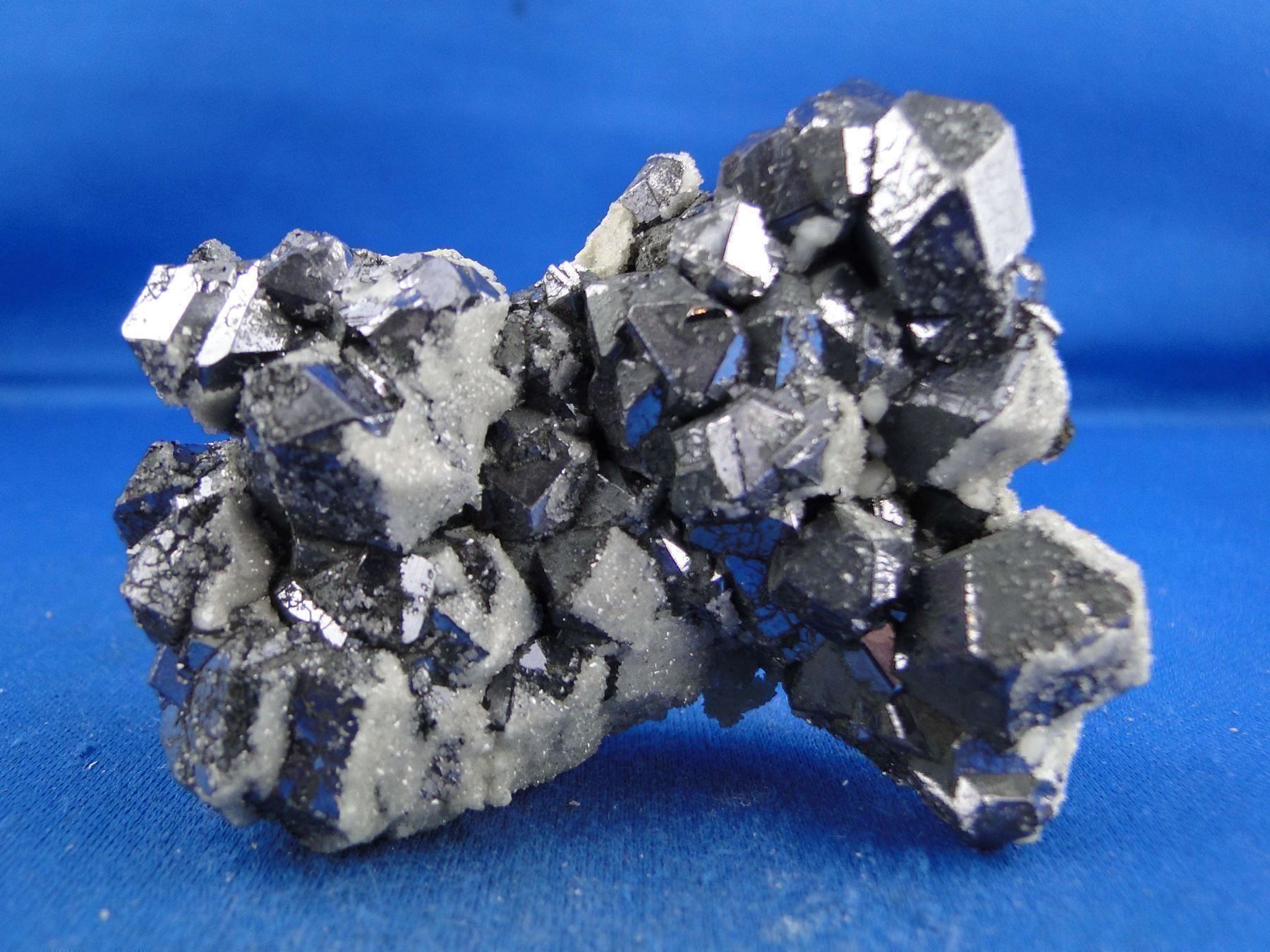Minerali & Pietre curative: Galena mit Calcit – Usato da Schinznach Bad venduto da Demerald 3