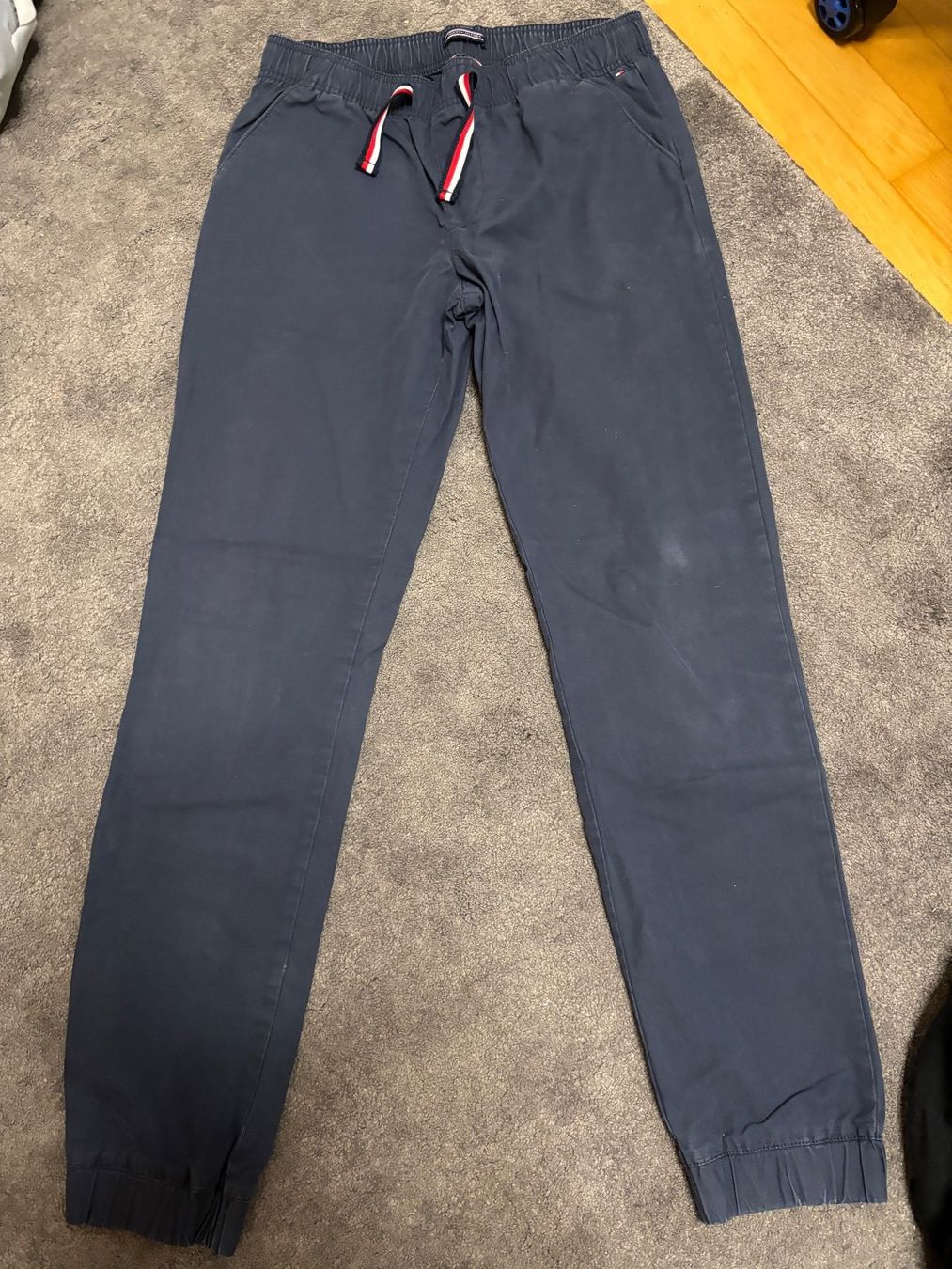 Hosen: Tom Hilfiger Hose, Grösse S – Gebraucht aus Murten von dav_8sbz 3