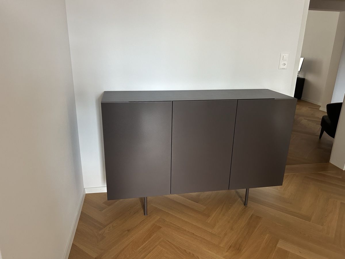 Cassettiere: Sideboard von Mobimex – Nuovo (secondo la descrizione) da Beckenried venduto da jen_d7jd