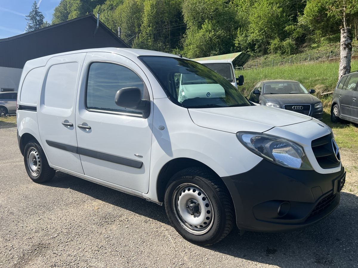 Mercedes-Benz Nutzfahrzeuge: Mercedes Benz Citan 109 CDi 2017 klima – Defekt aus Menznau von adi0601 2
