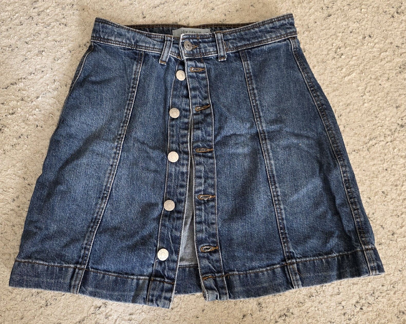 Gonne: Jupe en jean boutonnée JDV Denim, taille 36 – Usato da Vevey venduto da Renka2011