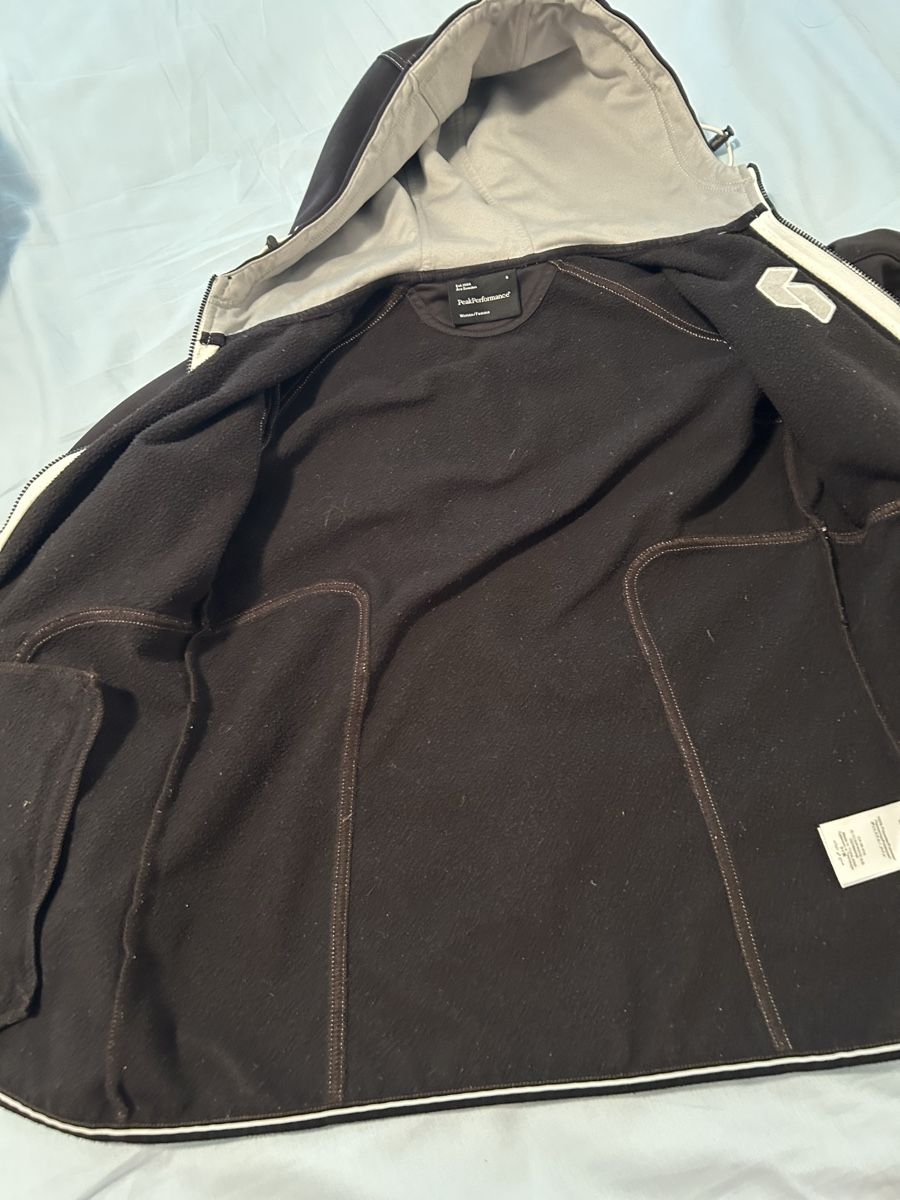Peak Performance Jacken: Peak Performance Jacke S  – Gebraucht aus Zürich von whitelily 2