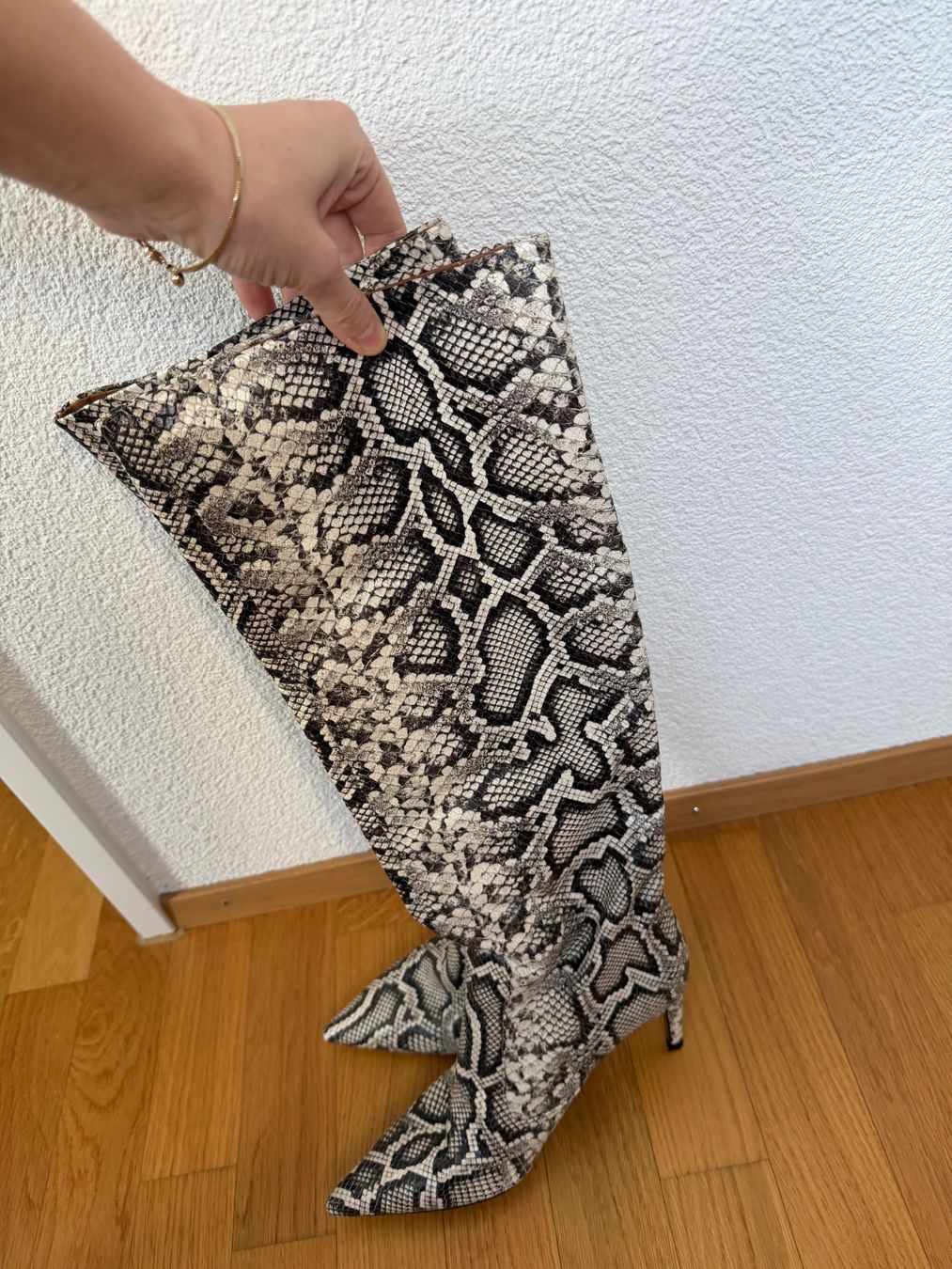Zara Scarpe da donna: Zara Snake Print Boots Gr. 40 – Usato da Klingnau venduto da Vdado 2