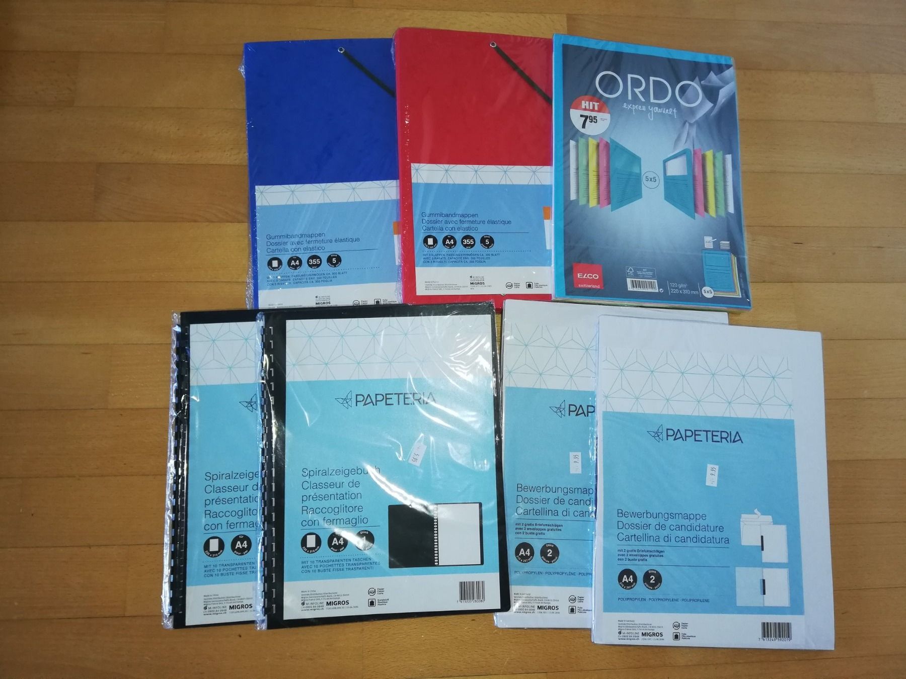 Raccoglitori: Diverses Büromaterial NEU – Nuovo e nell'imballaggio originale da Oberrieden venduto da smarties949