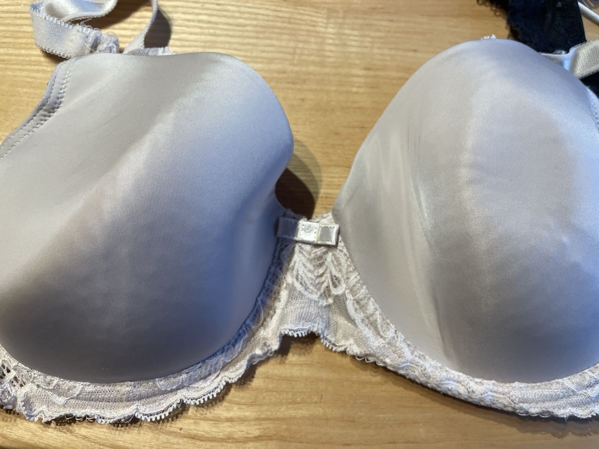 Altra biancheria intima: BH 80E – Usato da Wattwil venduto da Weinachtsmann