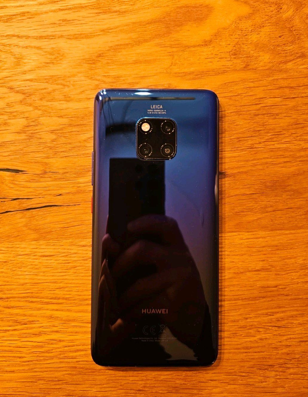 Huawei Telefoni cellulari / Smartphones: Huawei Mate 20 Pro 128GB Wie neu – Usato da Luzern venduto da Waince786