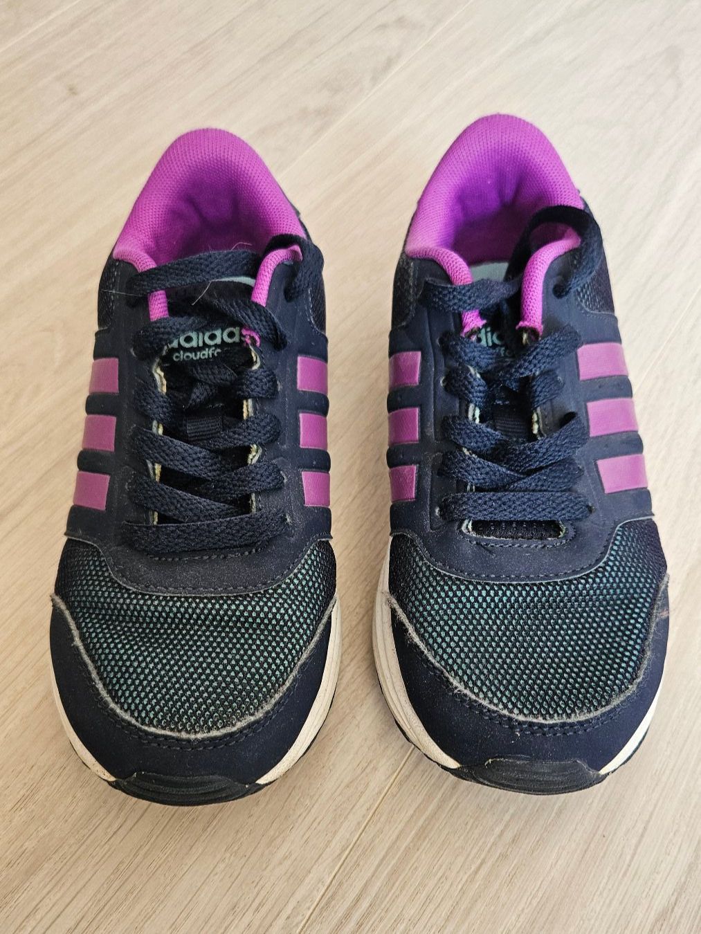 Adidas Scarpe per ragazze: Adidas Turnschuhe Grösse 31 – Usato da Buchs ZH venduto da Reto_981 2