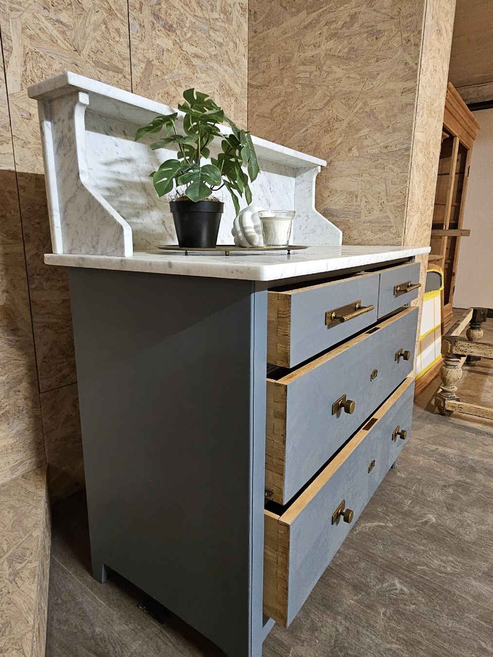Cassettiere: Kommode mit Marmor "Marble Blue" – Nuovo (secondo la descrizione) da Buttisholz venduto da yvo_mpn5 4