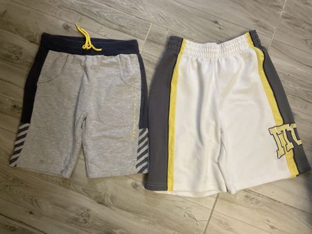 2 Sommer Shorts, Gr.140Top Zustand!