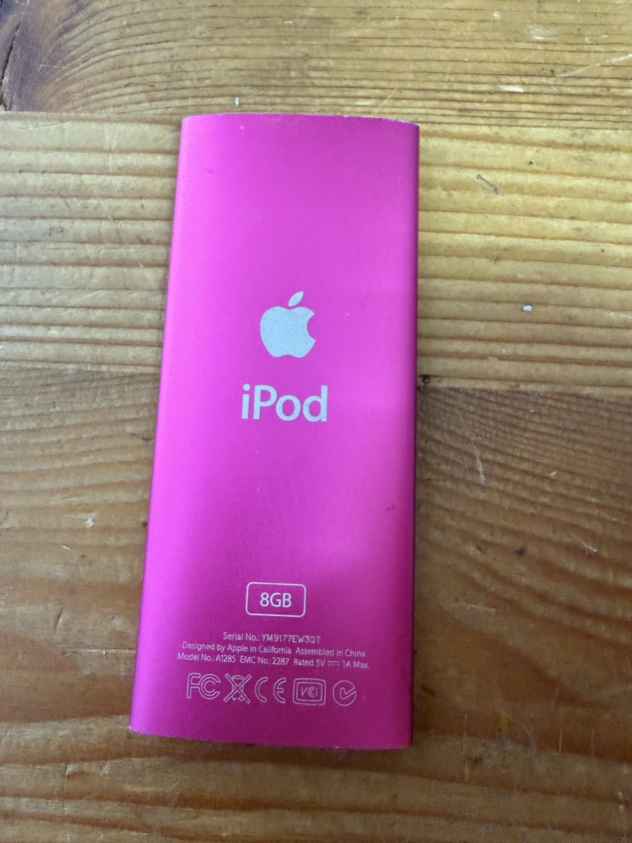 Apple Lettore multimediale portatile: iPod nano 4th Gen 8GB rosa – Usato da Siebnen venduto da icrservicesolutions 1