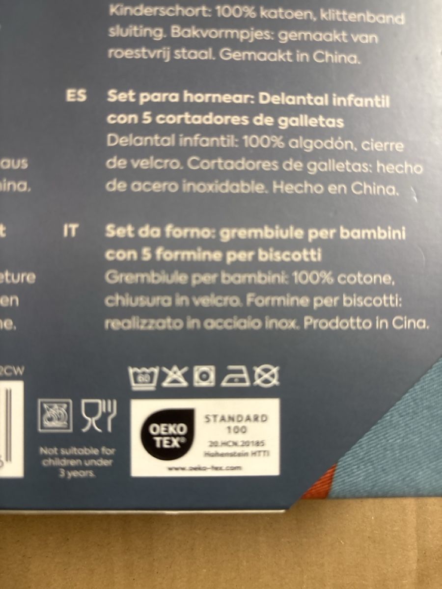 Sonstiges für Kind & Baby: Backset: Kinderschürze mit 5 Ausstechformen, Neu! – Neu und originalverpackt aus Wallisellen von ASZT 3