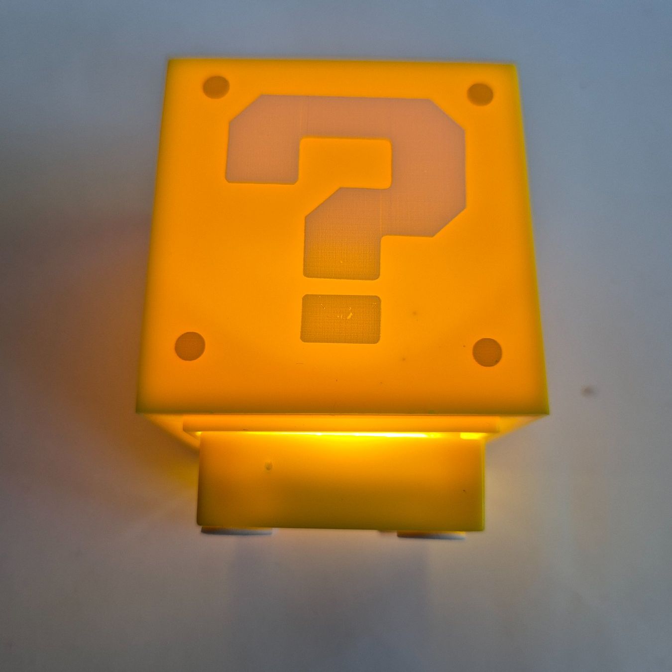 Statuette: Super Mario - Nachtlicht / Lampe - ? Block - k - MER – Usato da Zürich venduto da Mephisto87 5
