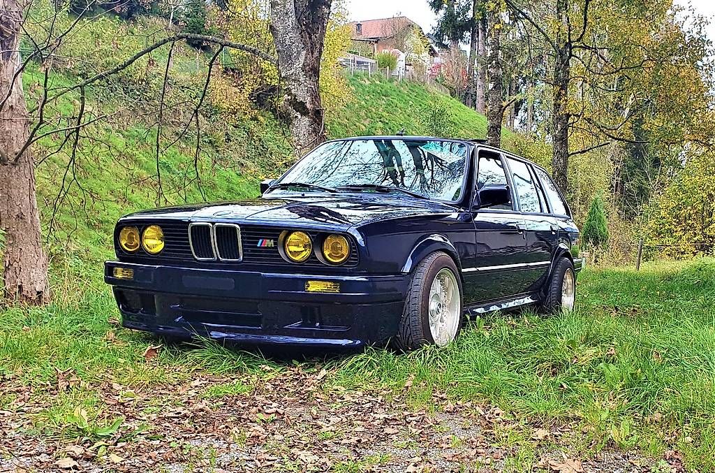 BMW Automobili: BMW E30 325ix Touring M Technik 2  *** Top Zustand *** – Nuovo (secondo la descrizione) da Escholzmatt venduto da Mpowerone