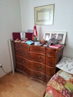 antike Holzkommode
