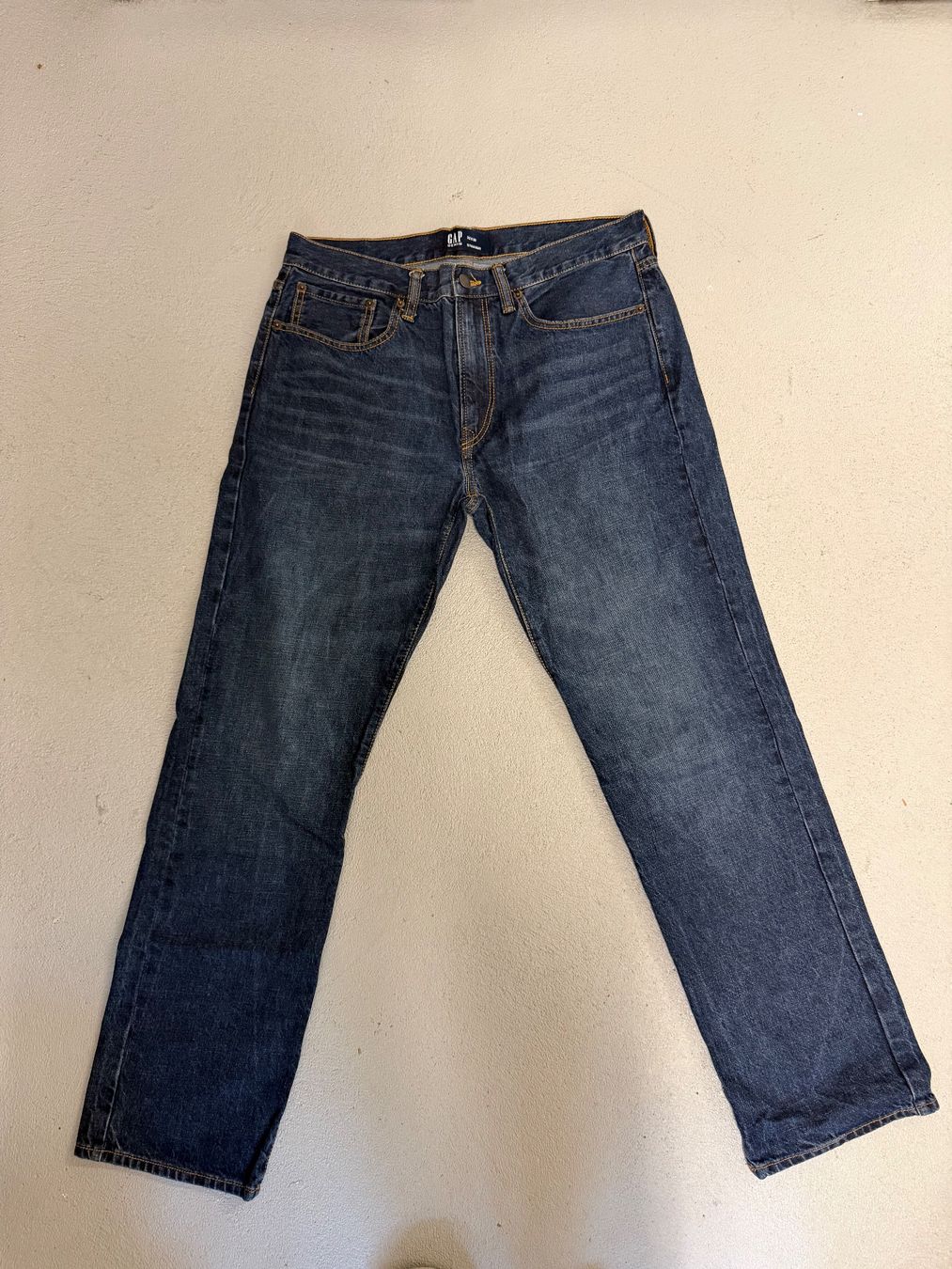 Tommy Hilfiger Jeans: GAP Herrenjeans 32/30 Straight – Usato da St. Margrethen SG venduto da Leila026