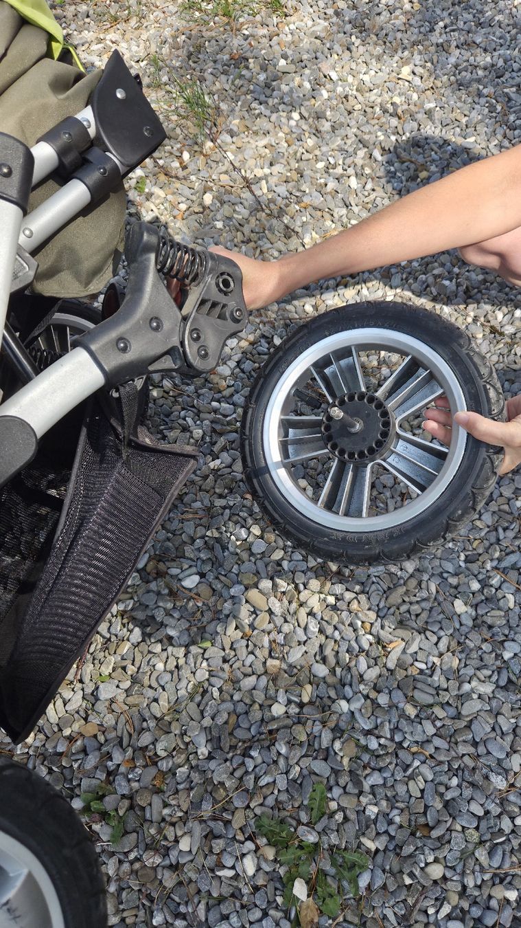 Hauck Carrozzine: Hauck Kinderwagen multifunktional 😉 – Usato da Aeschi b. Spiez venduto da PixelDave 6
