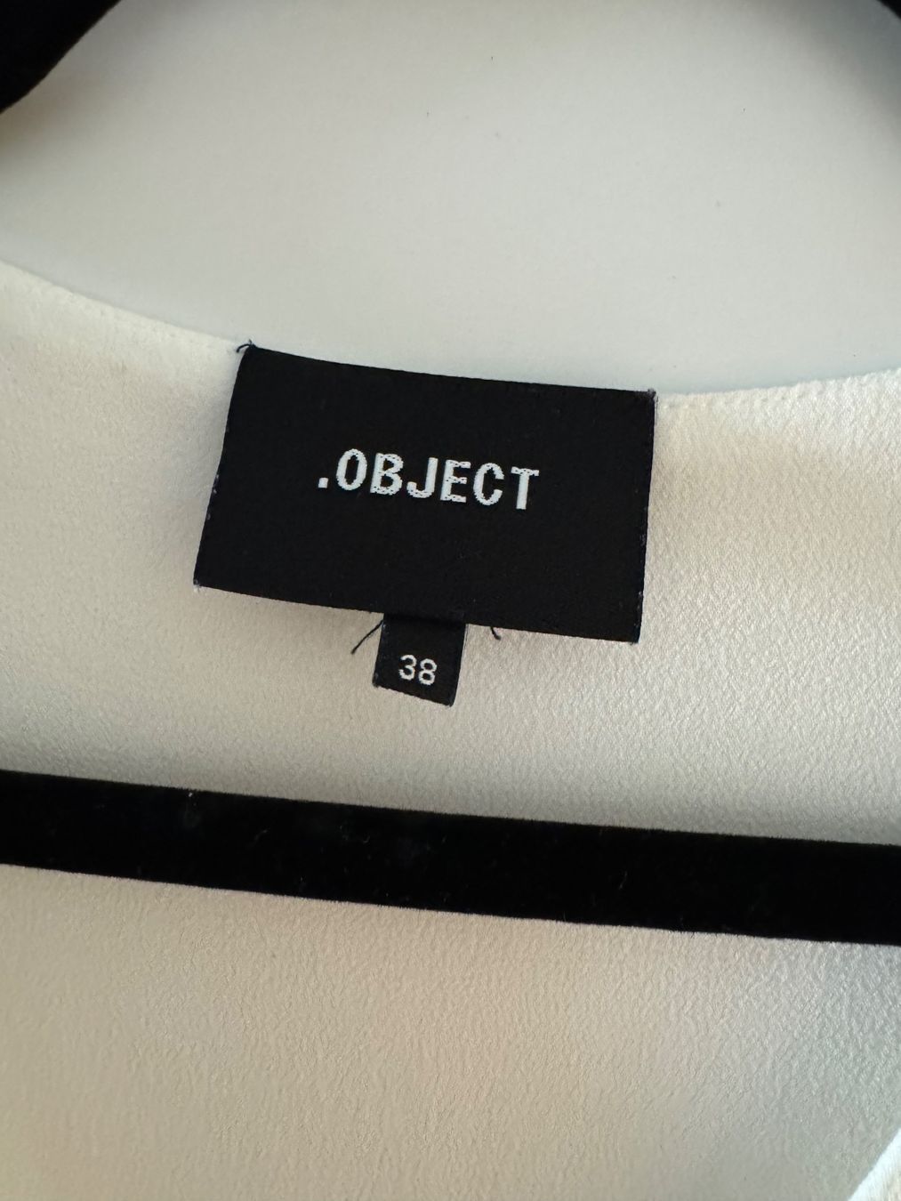 Blusen: Object Bluse weiss Gr. 38 Viskose – Gebraucht aus Dübendorf von dom_rlx8 1
