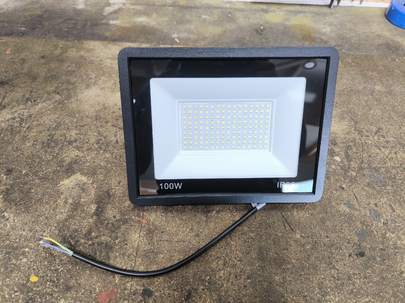 Lampade: LED Strahler 100W IP66 Neu – Nuovo (secondo la descrizione) da Geiss venduto da Fiatagri_power 2