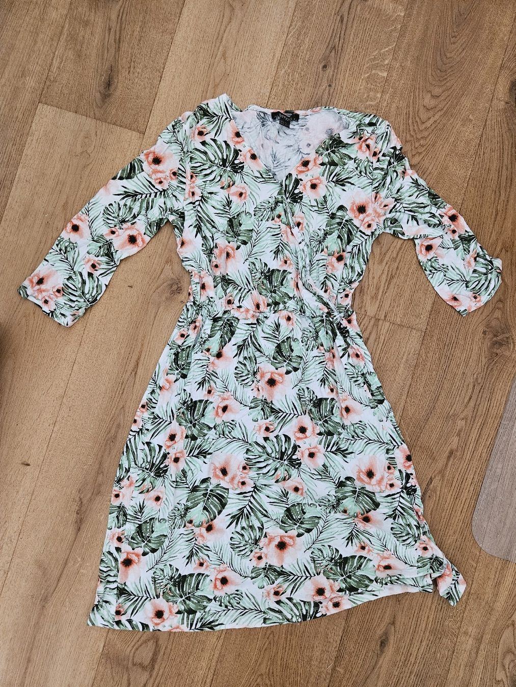 Lotti di vestiti: Sommerkleid Gr. 40/42 – Usato da Wattwil venduto da Belinda98