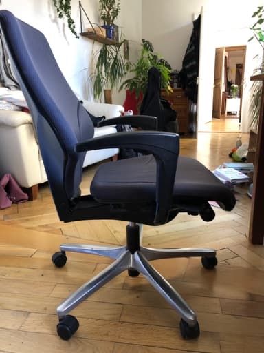 Fauteuils: Schreibtischstuhl – D'occasion à Basel par MNDL 1